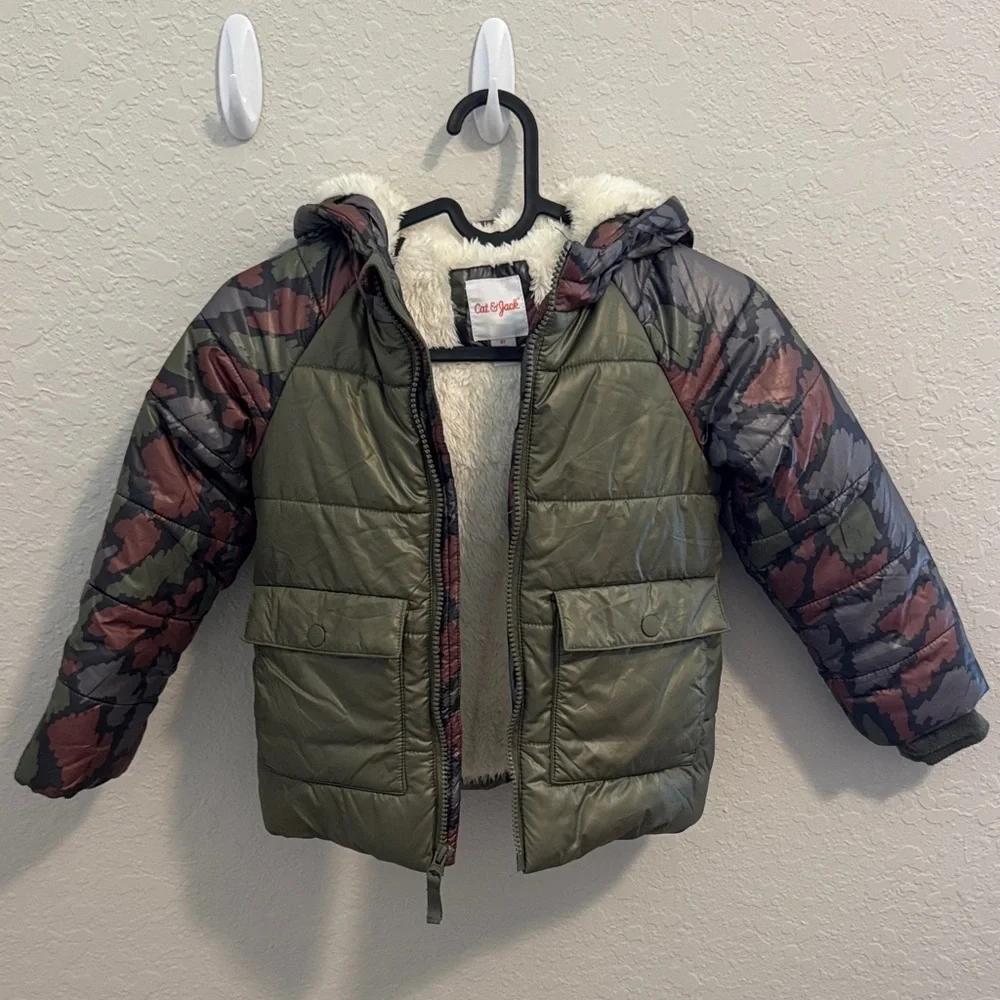 Cat & Jack Green Camo Jacket